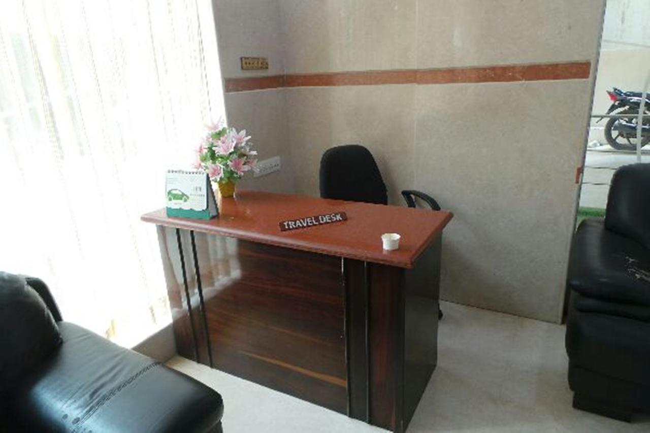 Mlc Gateway Deluxe Inn Bangalore Bagian luar foto